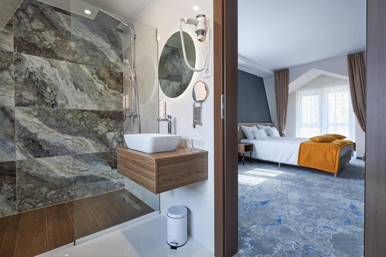 Hotel Crystal Hajdúszoboszló Eksteriør billede