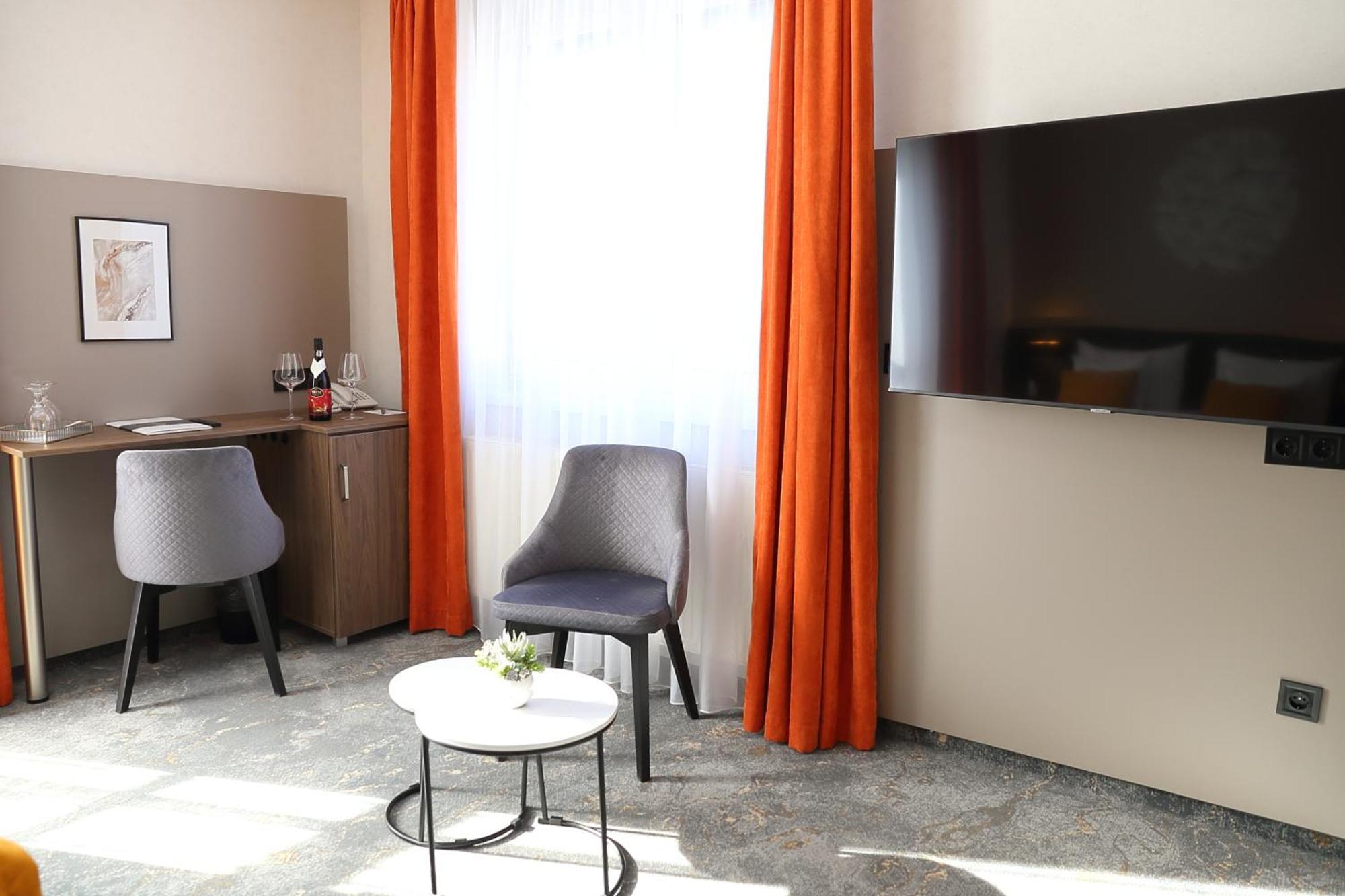 Hotel Crystal Hajdúszoboszló Eksteriør billede
